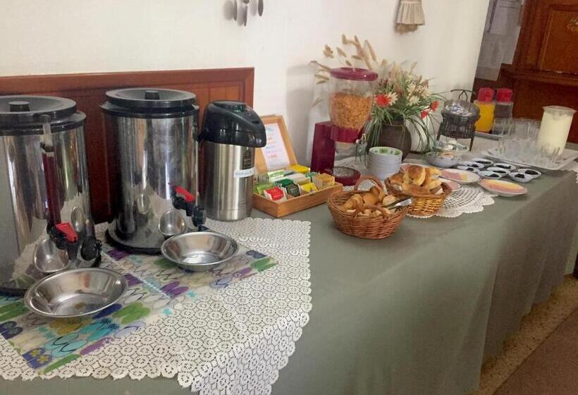 هاستل Alpina Hostería