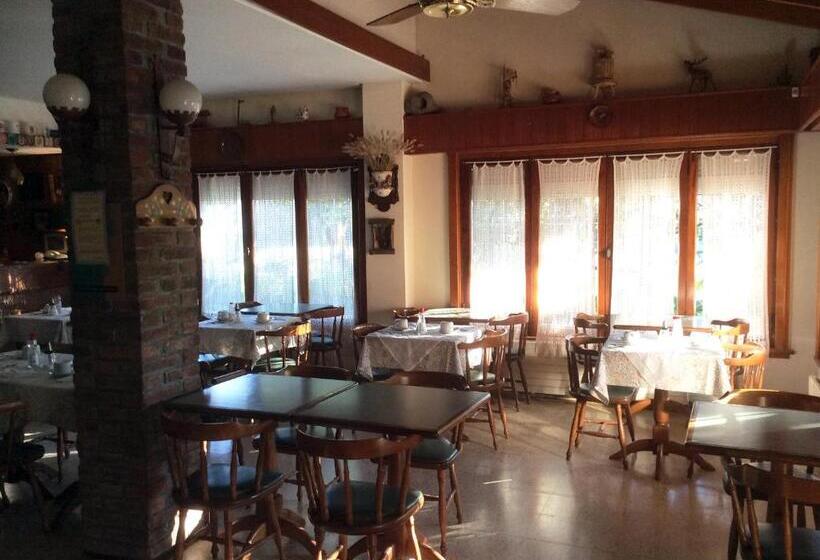 هاستل Alpina Hostería