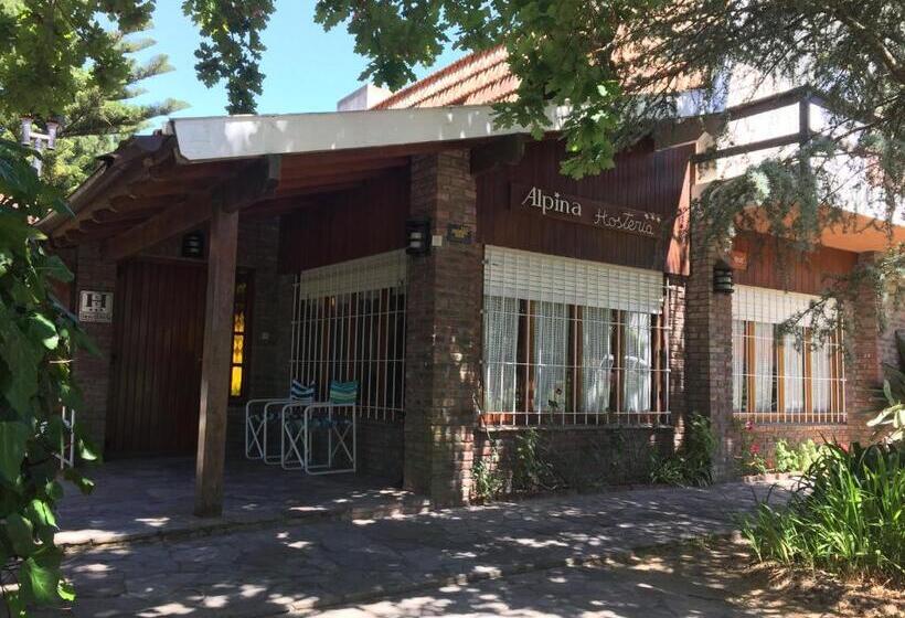 هاستل Alpina Hostería