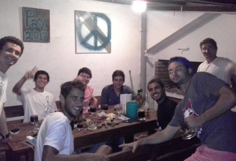 ユースホステル La Gozadera House