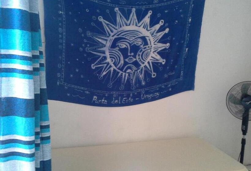 ユースホステル La Gozadera House