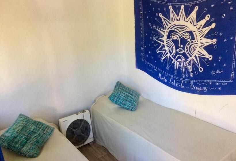 ユースホステル La Gozadera House