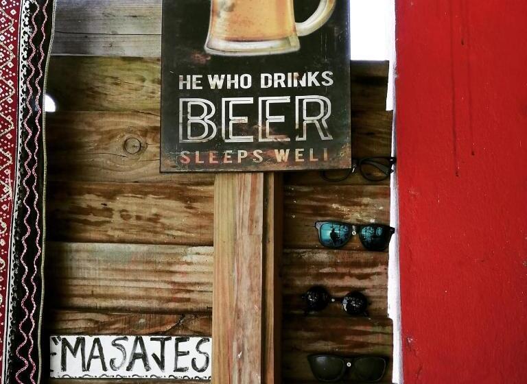 ユースホステル La Gozadera House