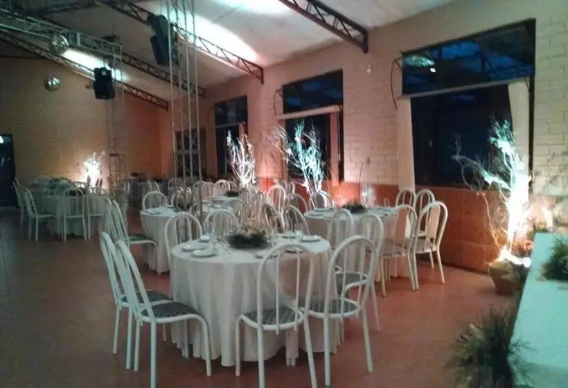 Retkeilymaja Pousada Porto Aventuras