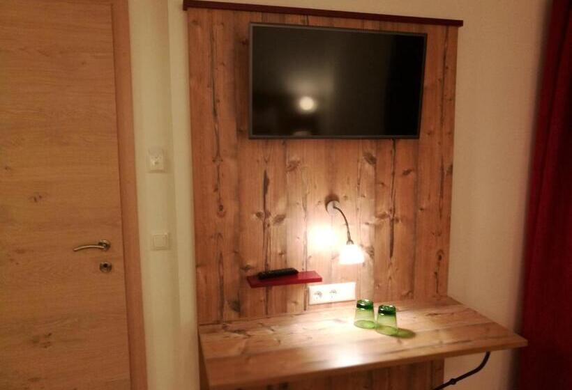 住宿加早餐 Dorfstub N Jochberg