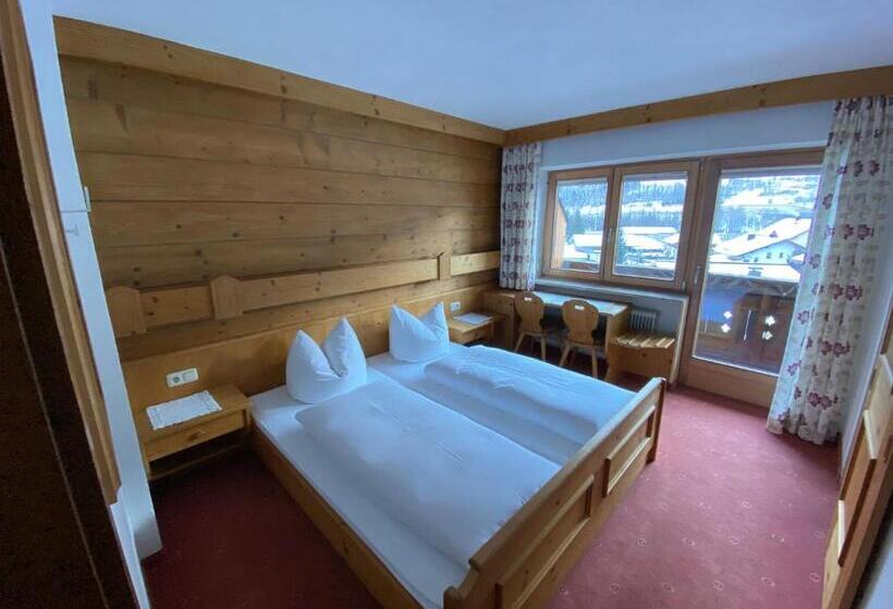 ベッドアンドブレックファースト Pension Kandaharblick