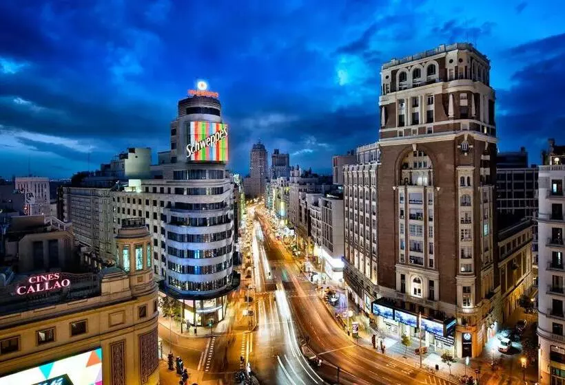 تختخواب و صبحانه Reina Victorias Entrega Llaves, Juan Pradillo Tph