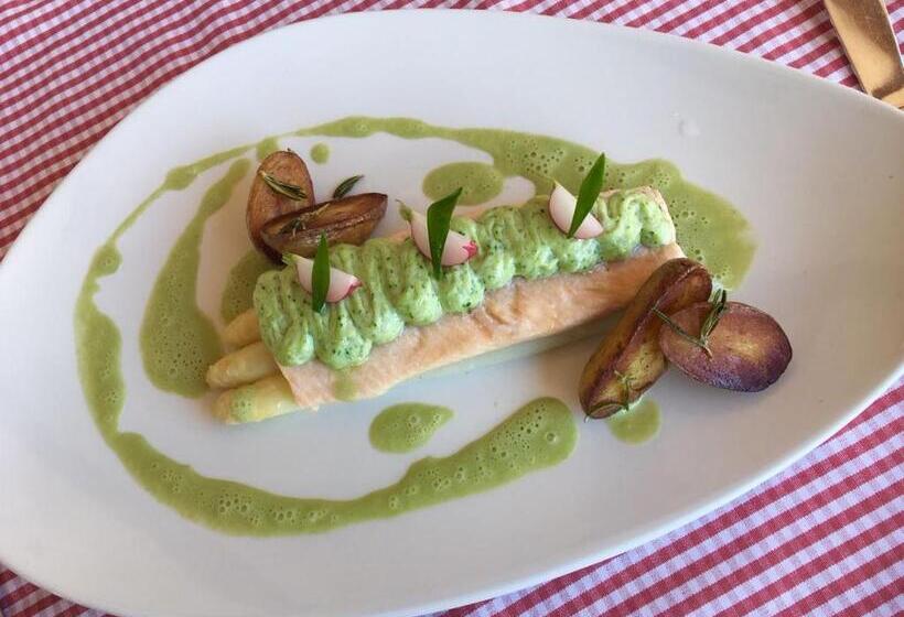 Hotel Der Bären In Zell