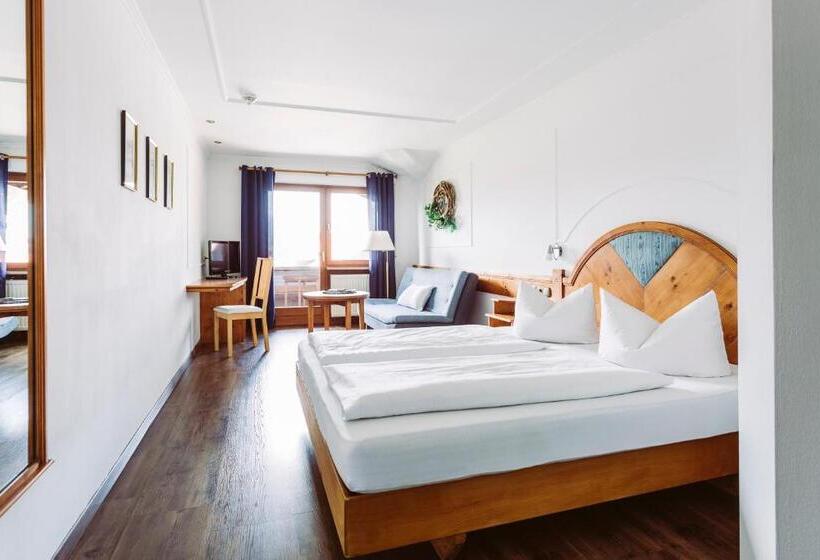 Hotel Der Bären In Zell