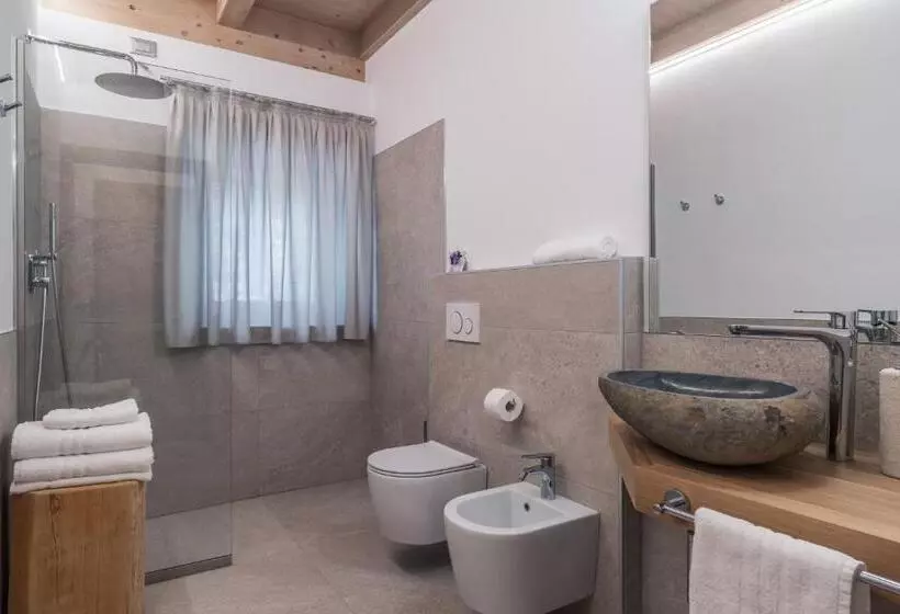 Hotelli Agriturismo Sicher
