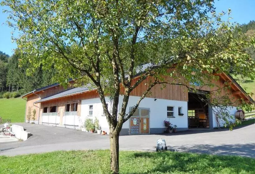 ホテル Biobauernhof Poidlbauer