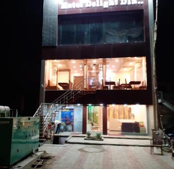 Hotel Delight Deluxe