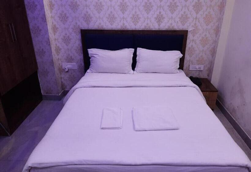 Hotel Delight Deluxe