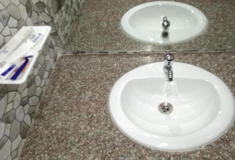 Hotel Delight Deluxe