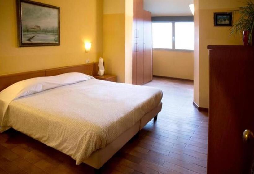 ホテル La Lanterna