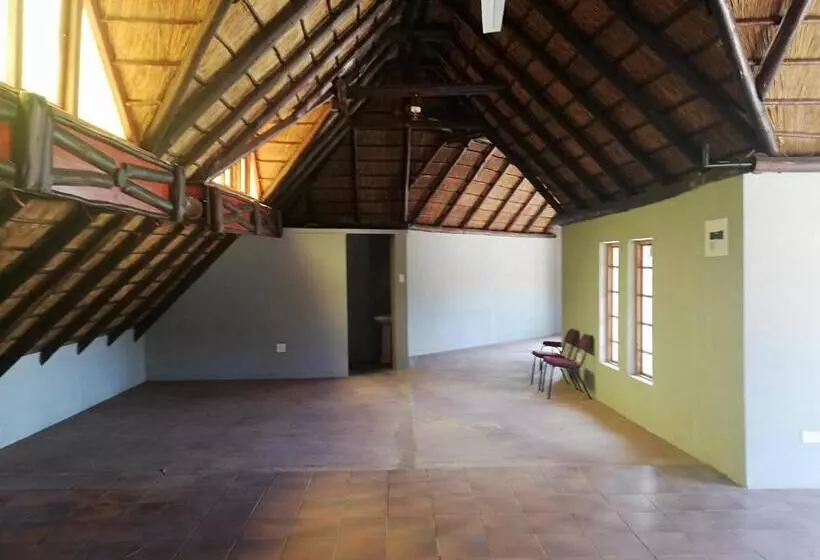 هتل Marble Lodge Estate