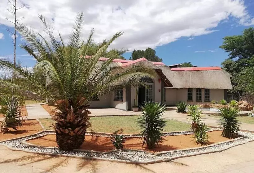 هتل Marble Lodge Estate