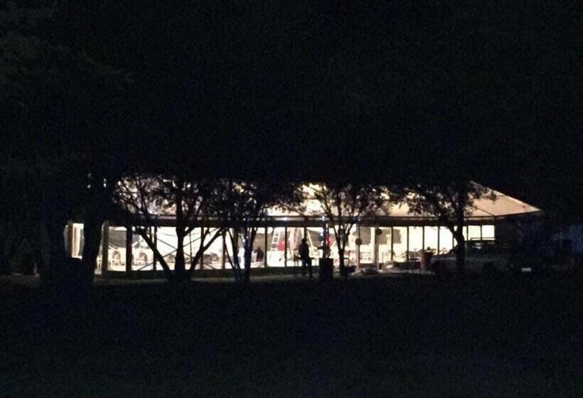 Отель Marble Lodge Estate