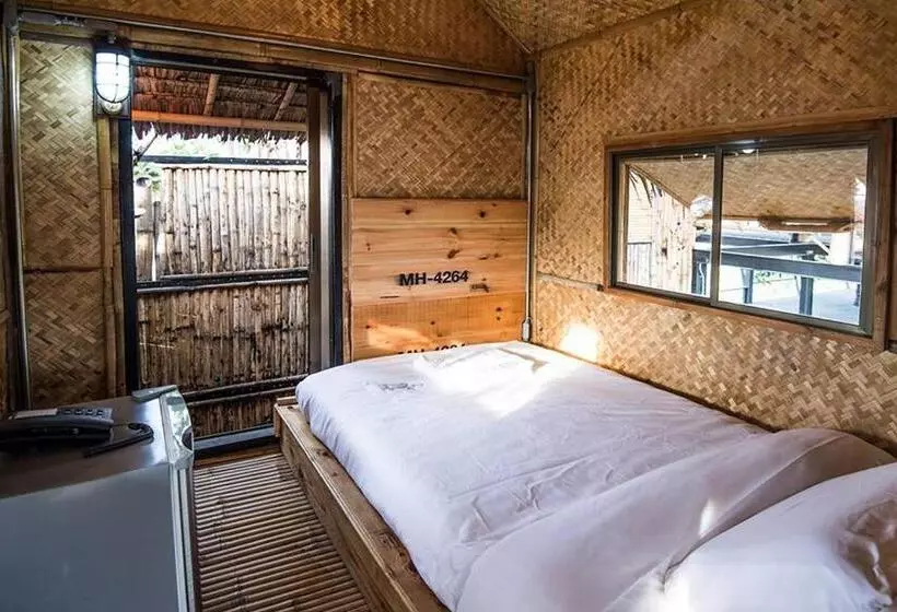 Hotelli Na Klongluang Boutique Resort