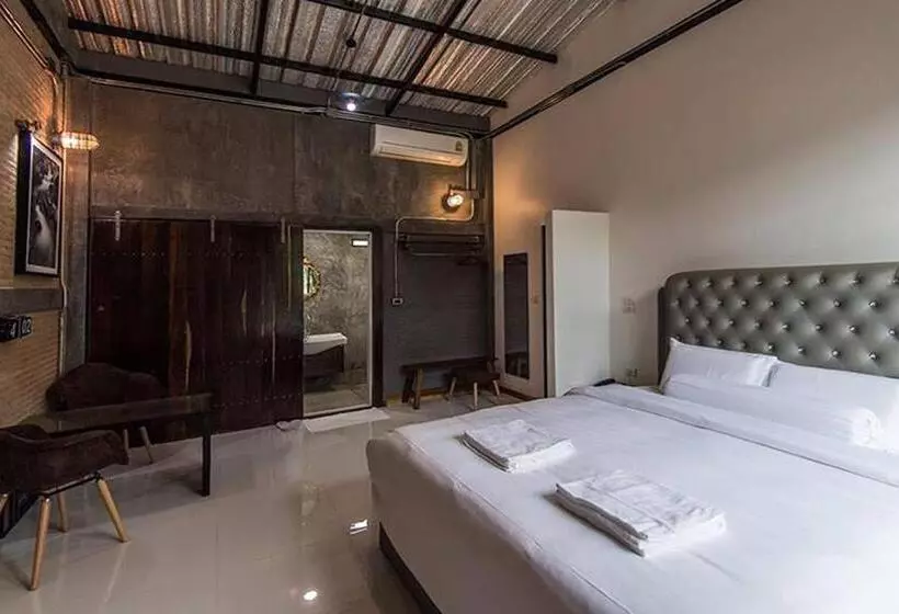 Hotelli Na Klongluang Boutique Resort