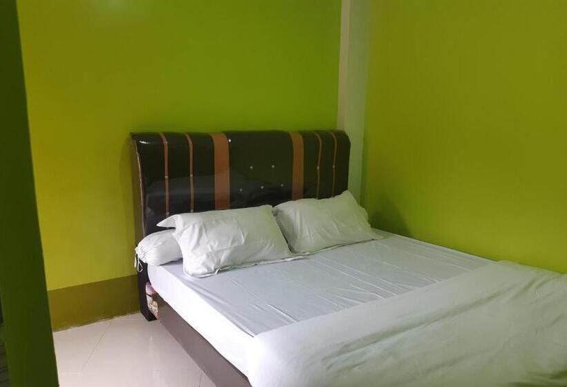 בית מלון כפרי Oyo 3487 Es Em Je Residence