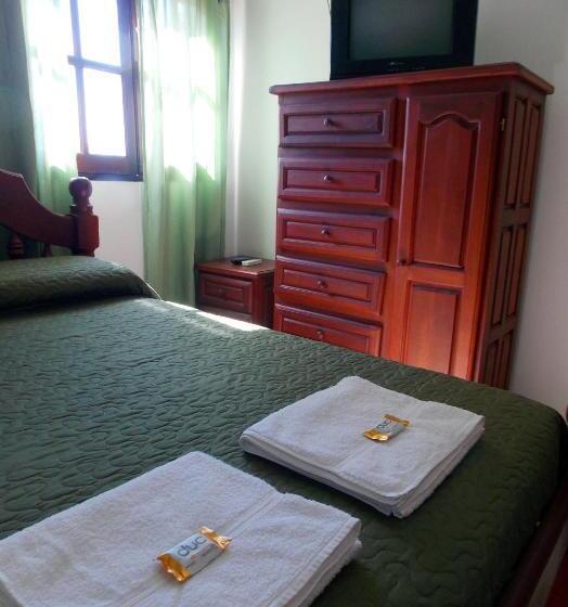 Hotel Portal De Los Valles