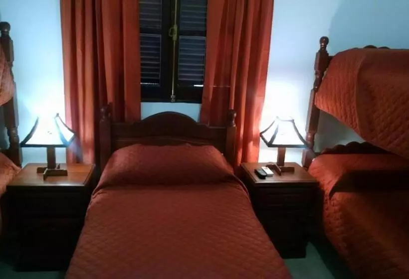 Hotelli Portal De Los Valles