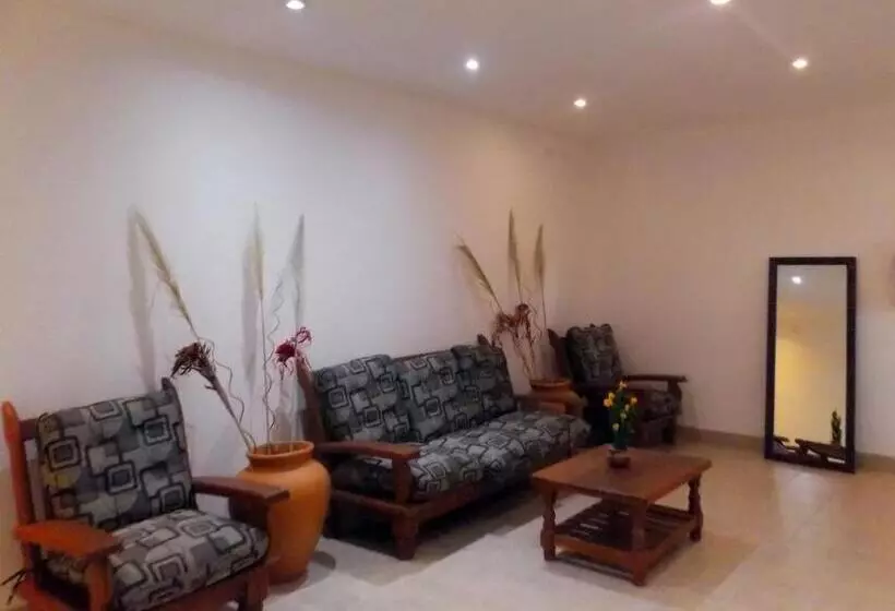 Hotelli Portal De Los Valles