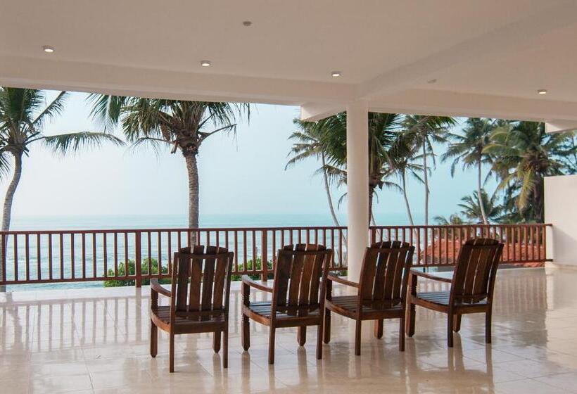 בית מלון כפרי Savenrose Beach Villa