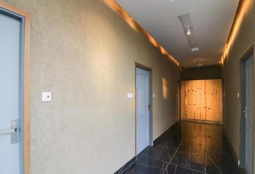 Oyo Hotel Mm Inn And Cafe