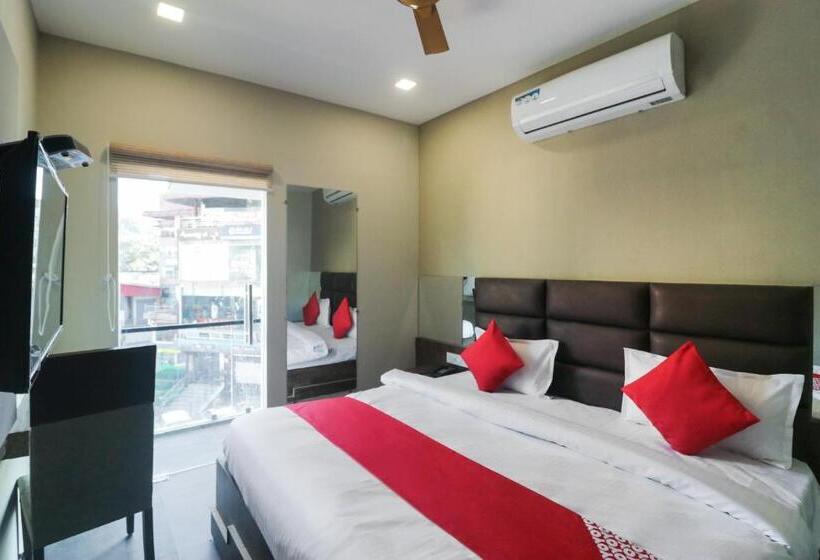 Oyo Hotel Mm Inn And Cafe