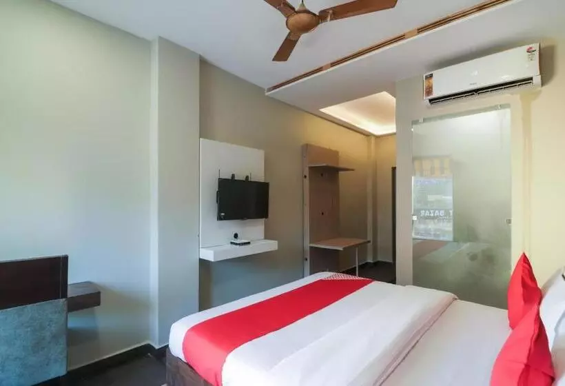Oyo Hotel Mm Inn And Cafe