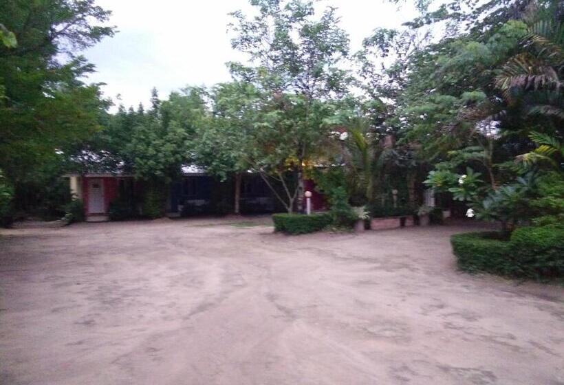 پانسیون Baan I Mhok Suanphueng