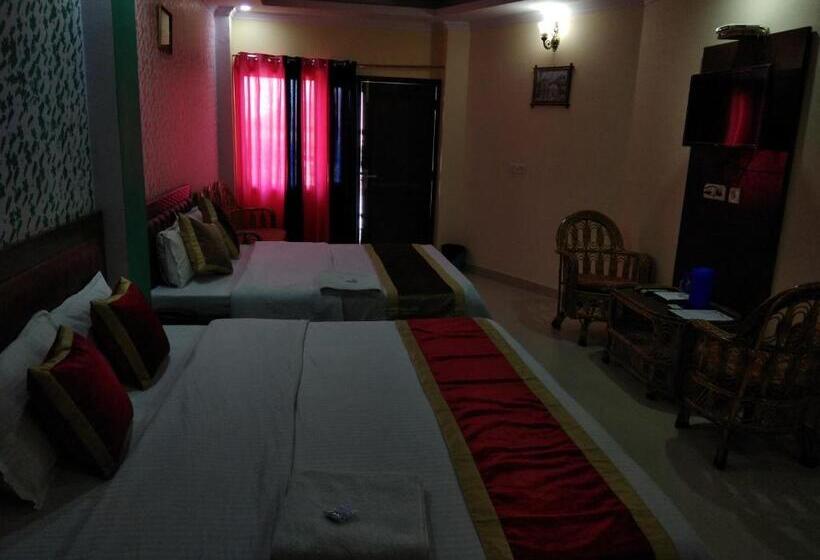 Pensjonat Basant Watika