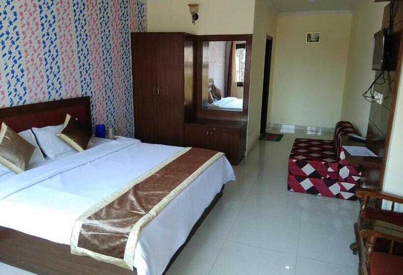 Pensjonat Basant Watika