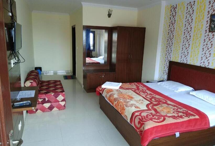 Pension Basant Watika