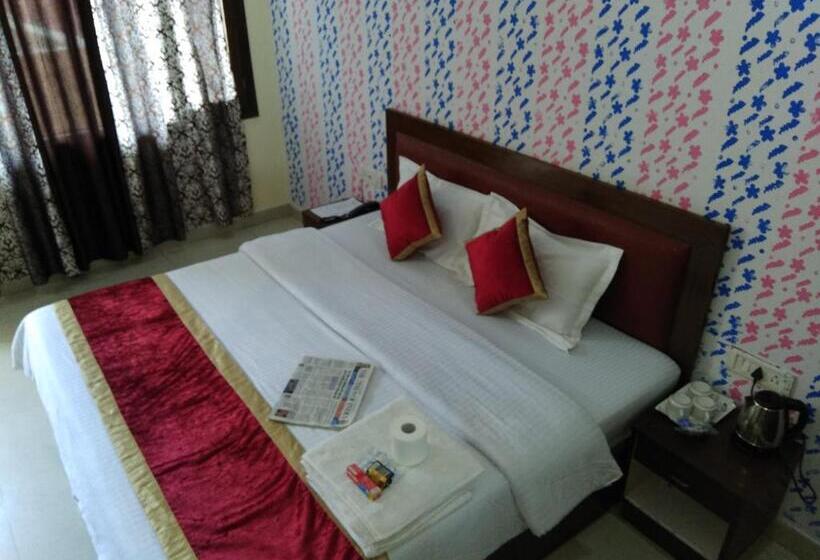 Pensjonat Basant Watika