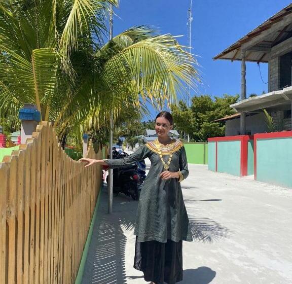 پانسیون Dhonveli Inn, Bandidhoo