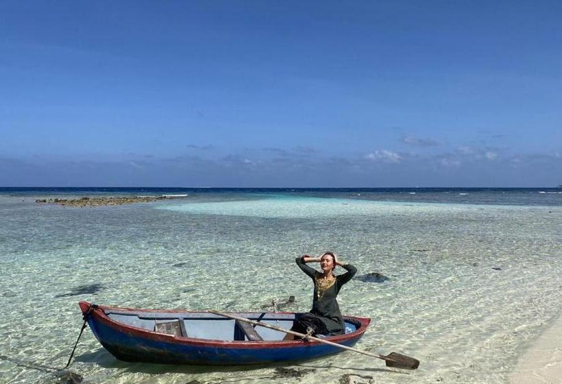 پانسیون Dhonveli Inn, Bandidhoo