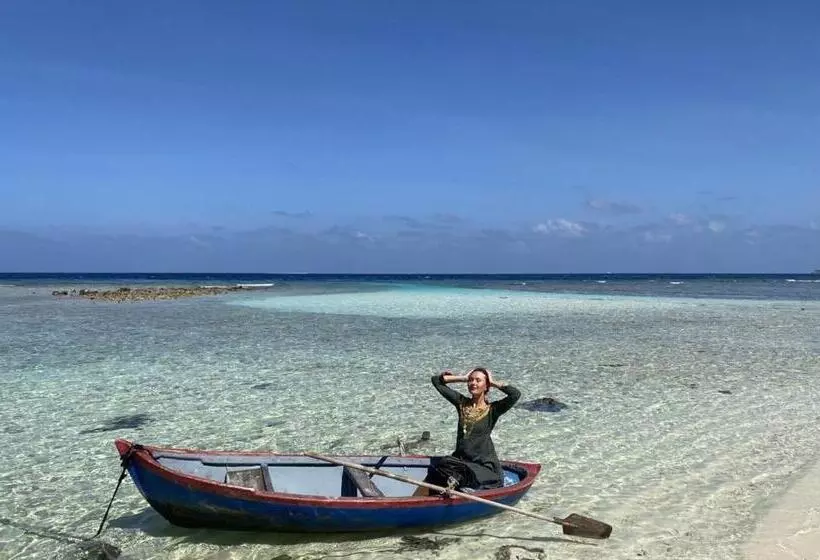 پانسیون Dhonveli Inn, Bandidhoo