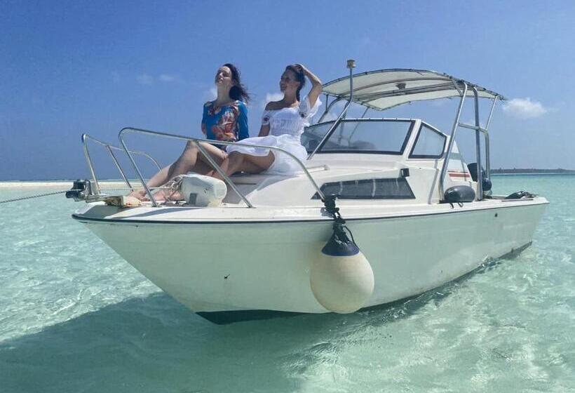 پانسیون Dhonveli Inn, Bandidhoo