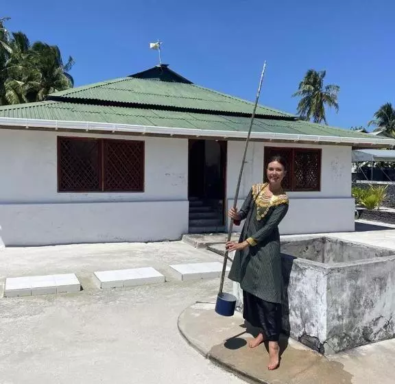 پانسیون Dhonveli Inn, Bandidhoo