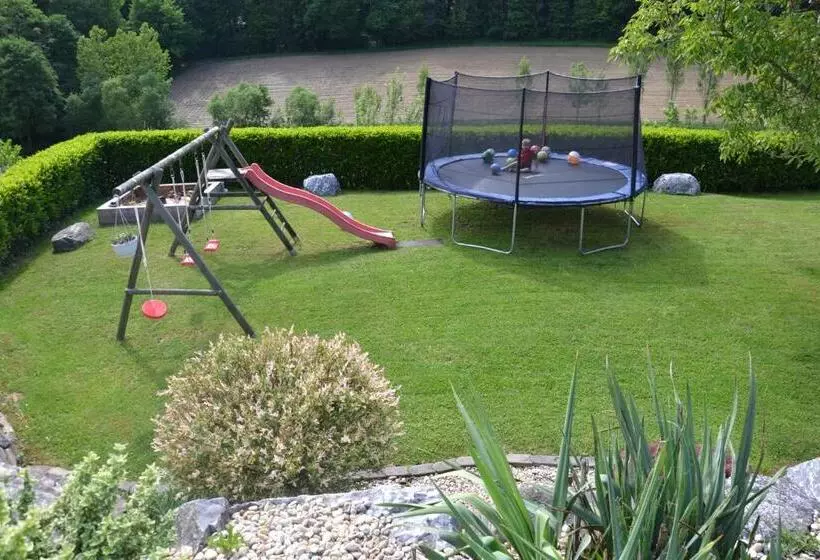 ペンション Gästehaus Waldblick