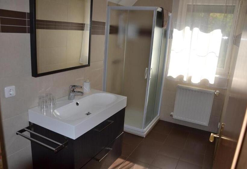 بنسيون Gästehaus Waldblick