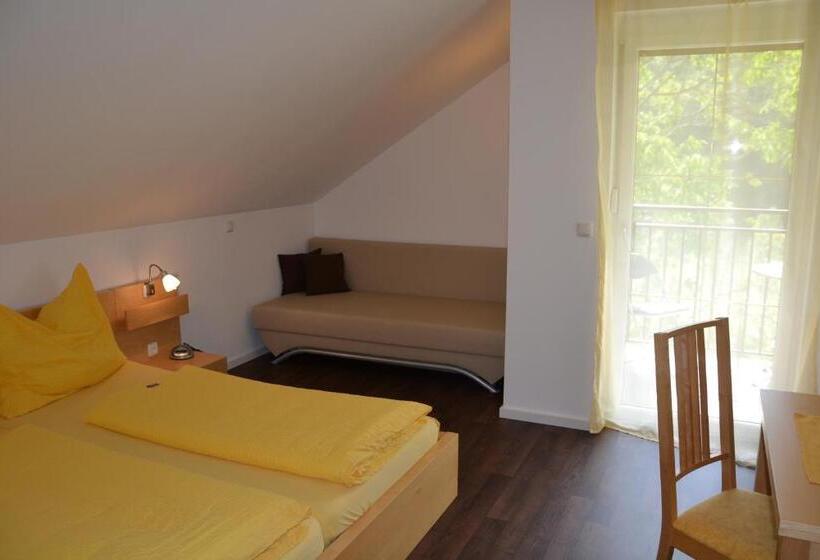 بنسيون Gästehaus Waldblick