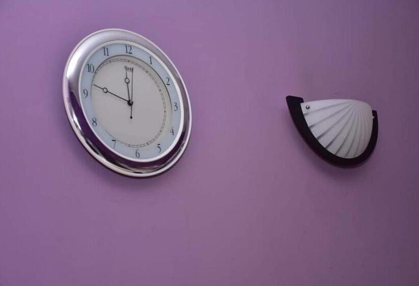 پانسیون Mpeta House