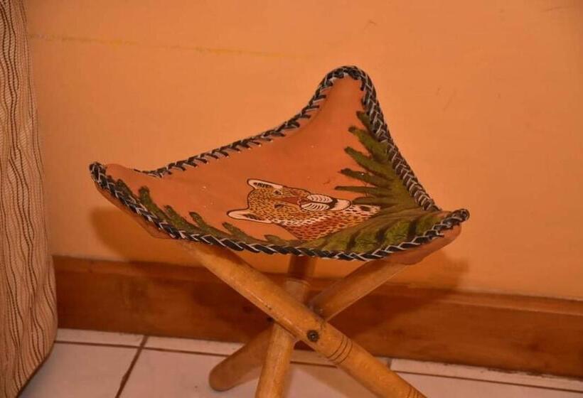 پانسیون Mpeta House