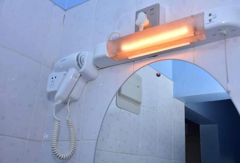 پانسیون Mpeta House