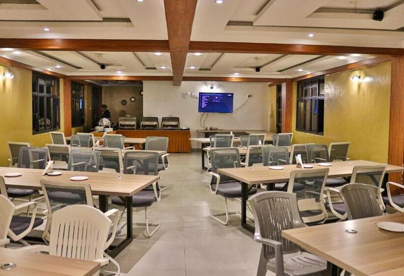 پانسیون Mpeta House