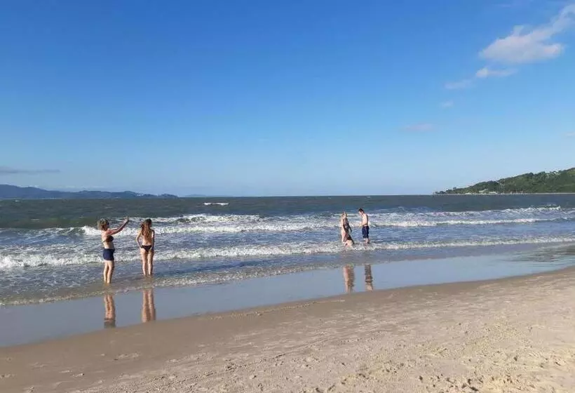 ペンション Recanto Do Mar